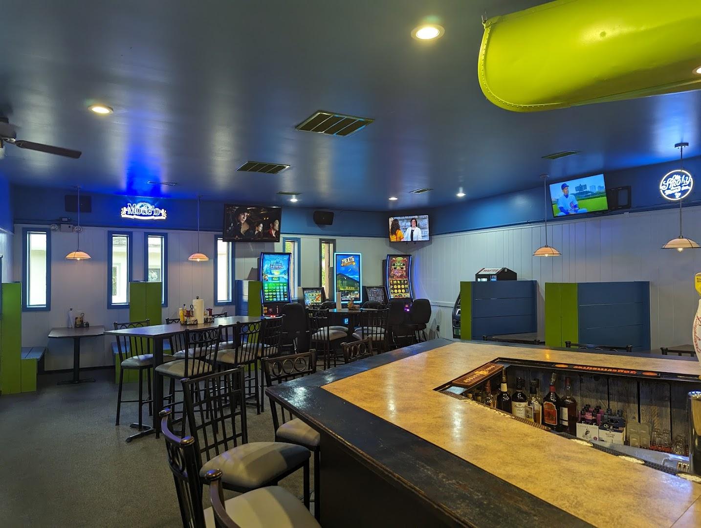 1903 West Bar and Grill (Touch of Class)